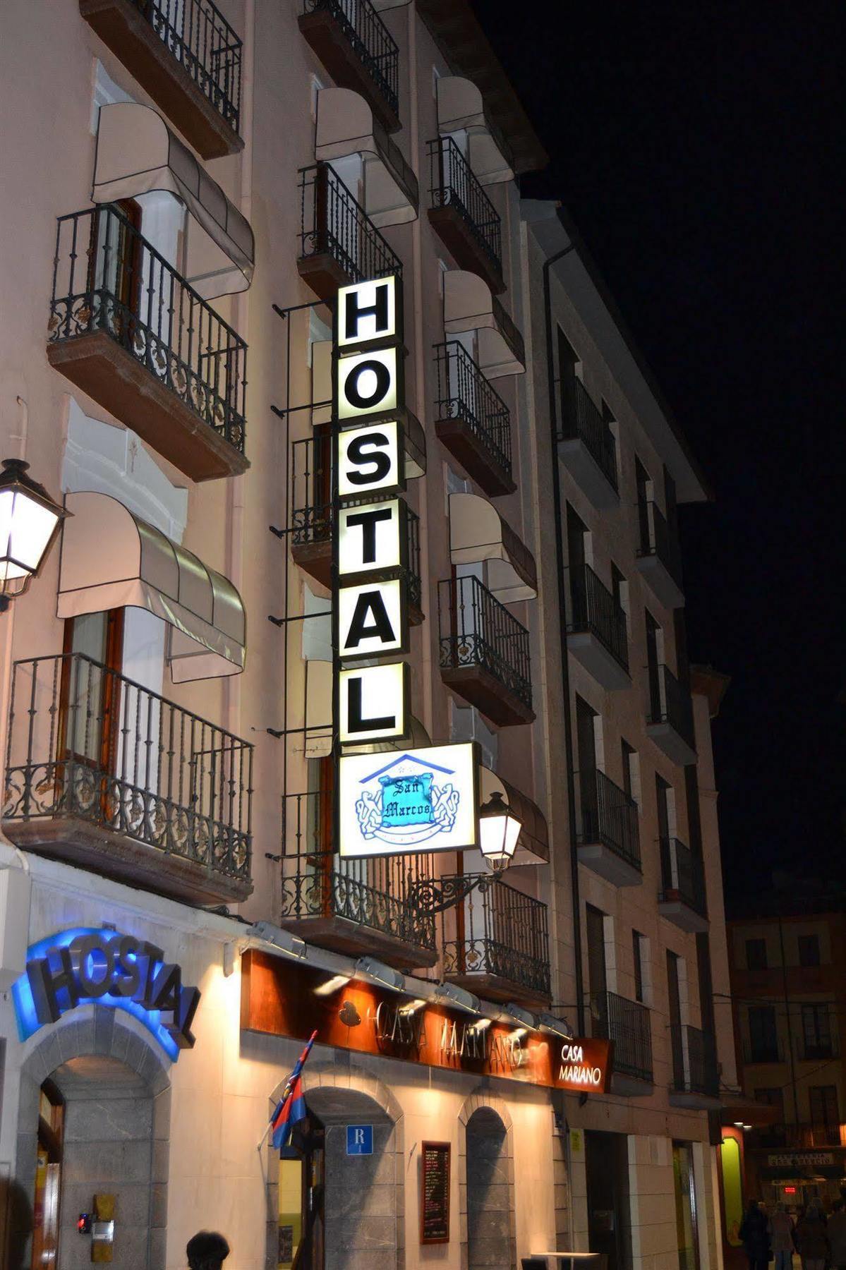 San Marcos Hotel Huesca Bagian luar foto